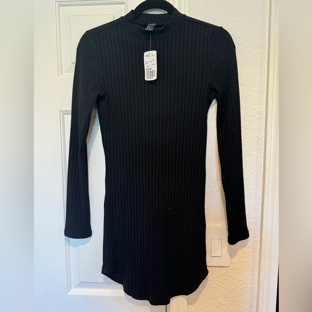 Forever21 black short ribbed high neck dress with long sleeves - size M (NWT)